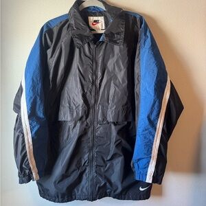 Vintage Nike Men's Black and Blue Color Block Jacket